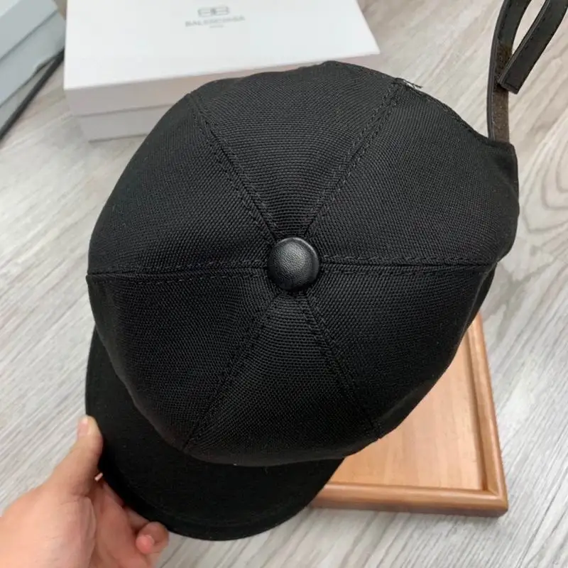 Balenciaga Cap (44)